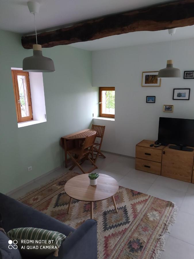 Studio Au Pied De La Montagne Et Vue Imprenable Saint-Alban  Екстериор снимка